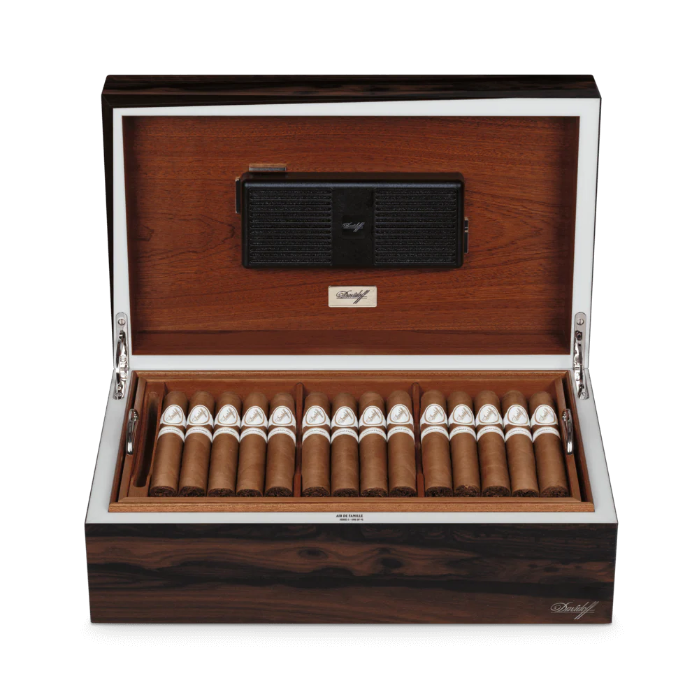 Davidoff Air De Famille Ambassador Ziricote Humidor - Image 3
