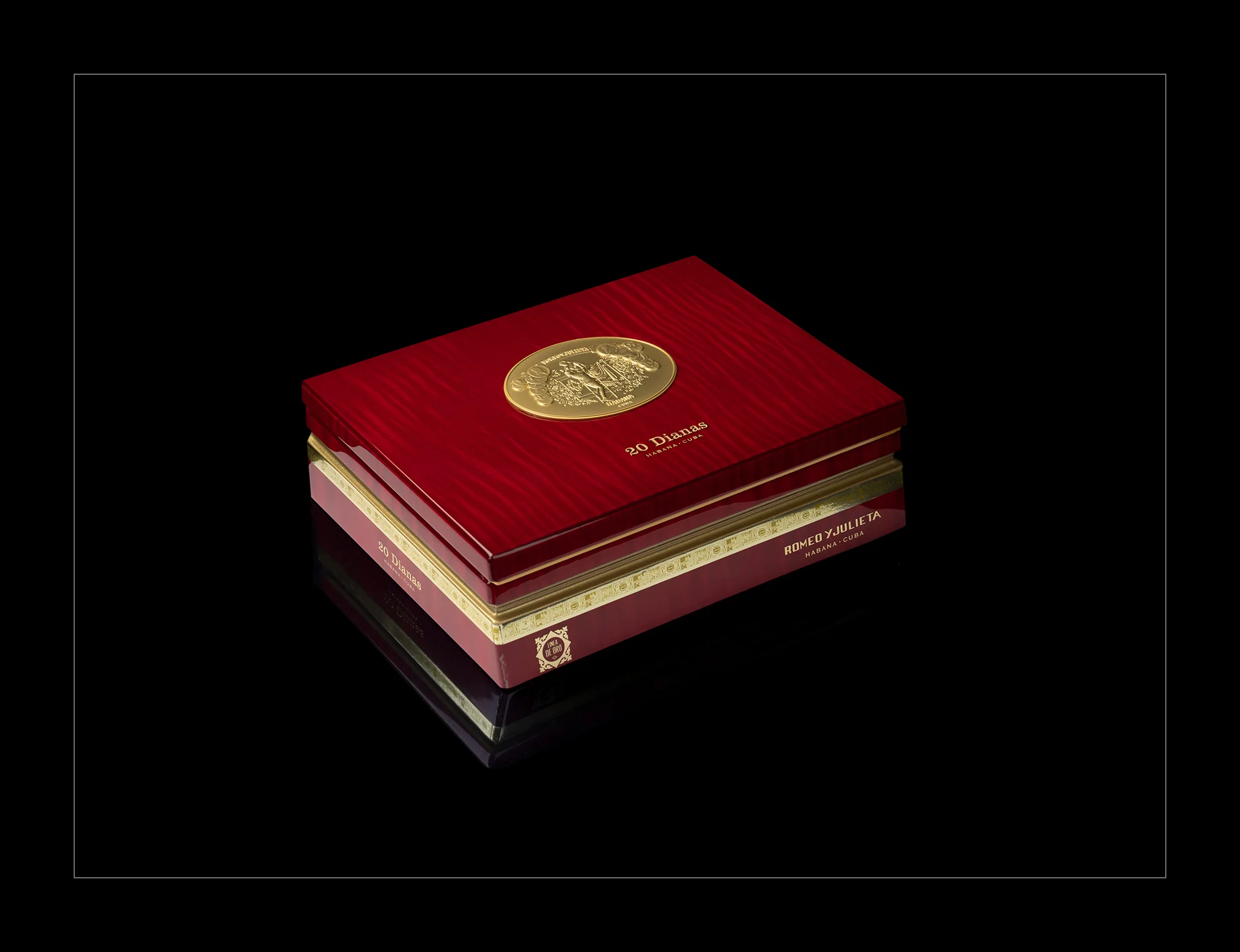 Romeo y Julieta Linea de Oro Dianas - Image 3
